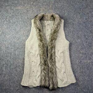 Dress Barn Sweater Vest Women's Sz M Alpaca/Wool Blend Cable Knit Faux Fur Trim